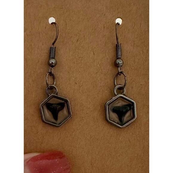 Pair of Authentic Shark Tooth Hex Earrings - Picture 3 of 3